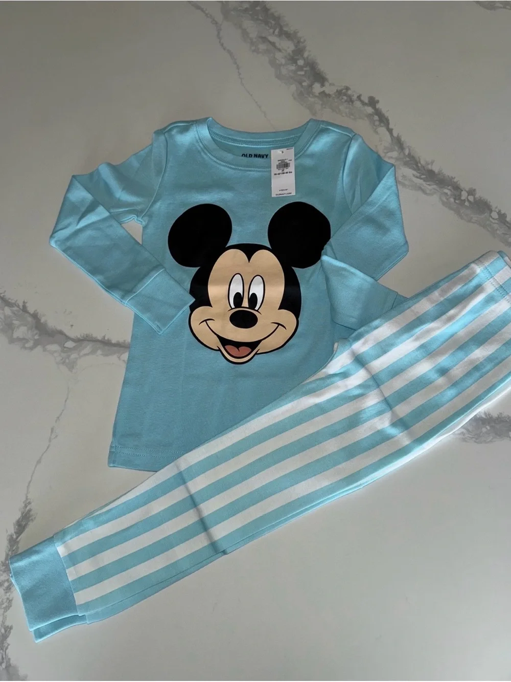 Old Navy Disney Kids’ Mickey Mouse Pajama Set Size 4
